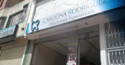 CAROLINA RODRIGUEZ ODONTOLOGIA ESPECIALIZADA CAROLINA RODRIGUEZ ODONTOLOGIA ESPECIALIZADA